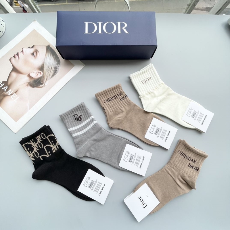 DIOR